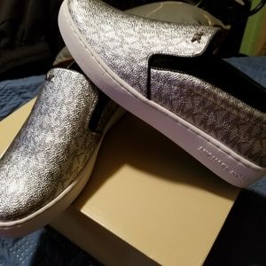 Michael  kors slip on